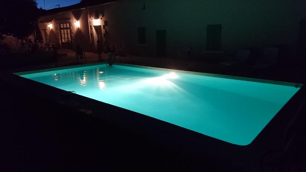 Logis Du Jacquelin Hotel Doussay Exterior foto